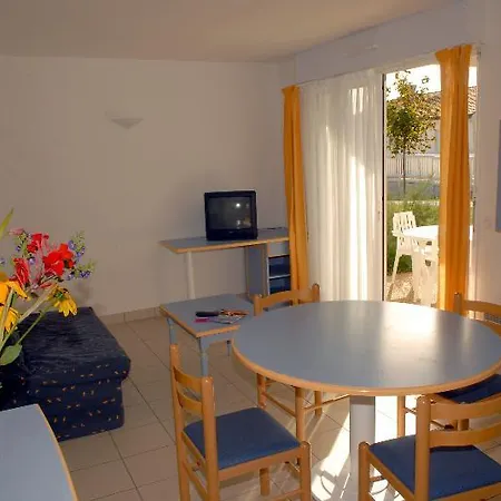 Azureva Aparthotel