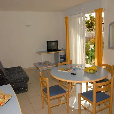 Aparthotel Azureva 3*