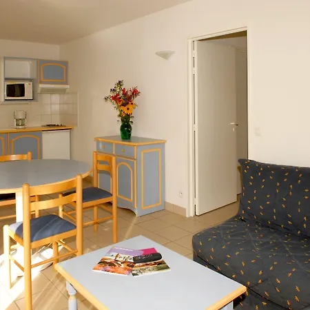 富拉阿祖和瓦酒店