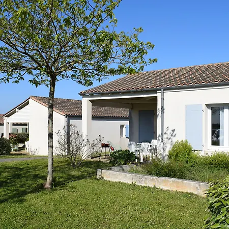 Aparthotel Azureva 3*