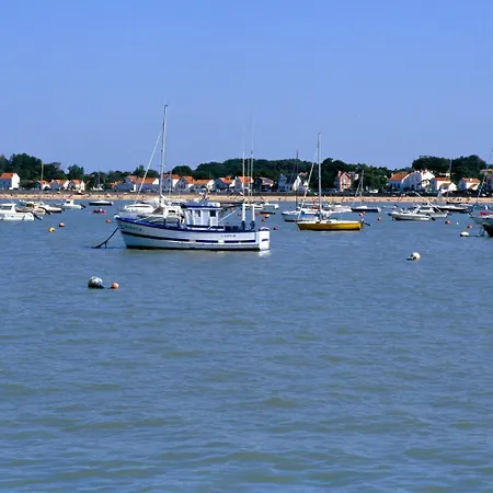 富拉阿祖和瓦酒店 3* 富拉