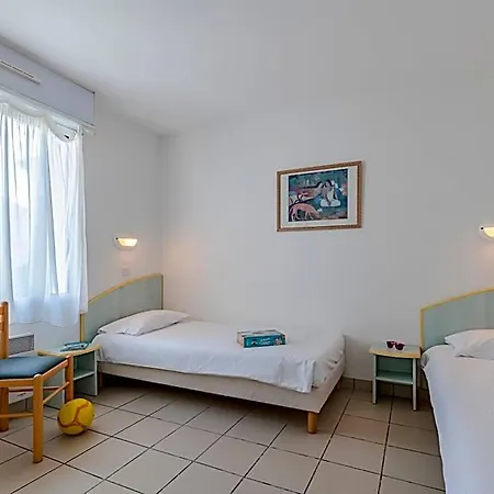 Azureva Aparthotel 3*