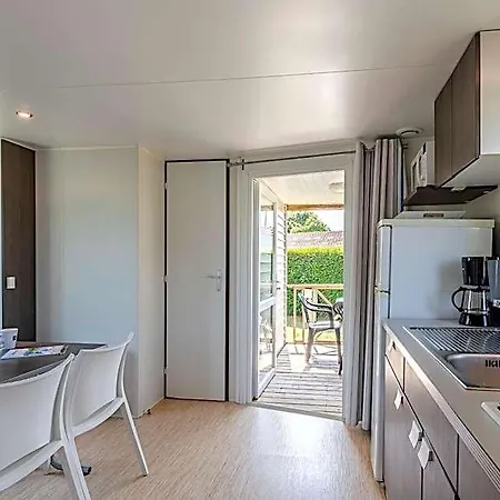 Azureva Aparthotel