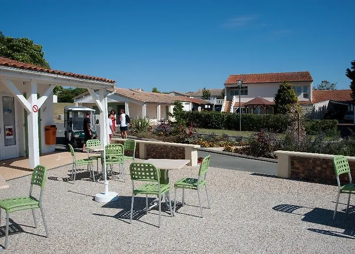 Azureva Appart hôtel 3*